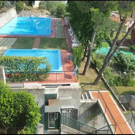 Privata Nell'appartamento In Zona Residenziale Con 2 Piscine 게스트하우스