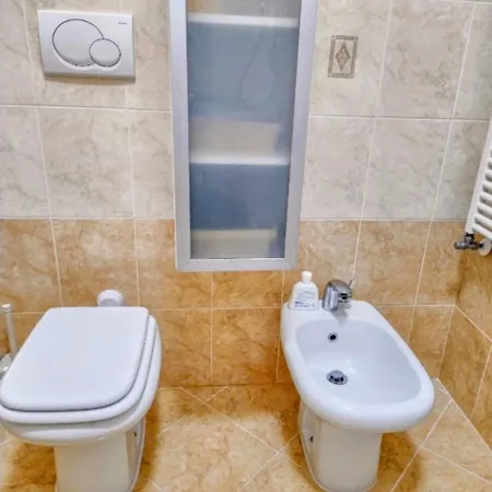 بيت ضيافة Privata Nell'appartamento In Zona Residenziale Con 2 Piscine راباللو