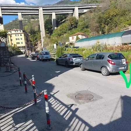Privata Nell'appartamento In Zona Residenziale Con 2 Piscine Gæstehus Rapallo